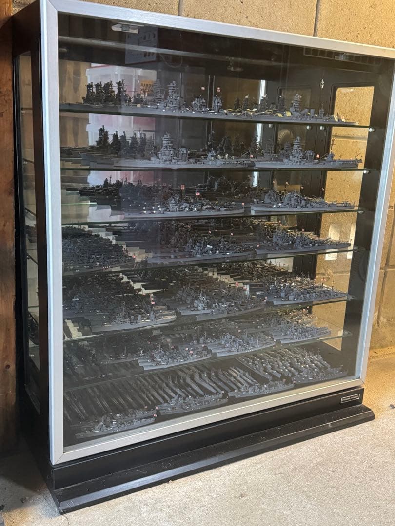 TYPE-A 戦艦プラモデル　完成品　ガラスショーケース付き！