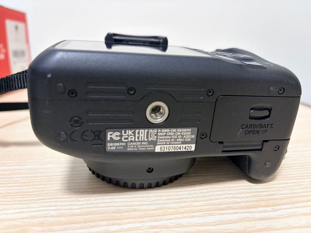 【美品】Canon EOS kiss x90 カメラバッグ・SDカードリーダー付