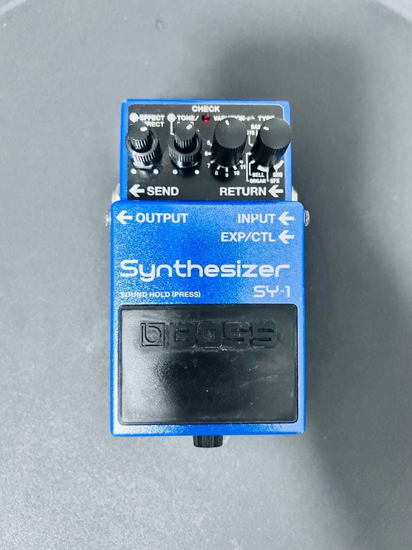 BOSS Synthesizer SY-1 シンセサイザーエフェクター