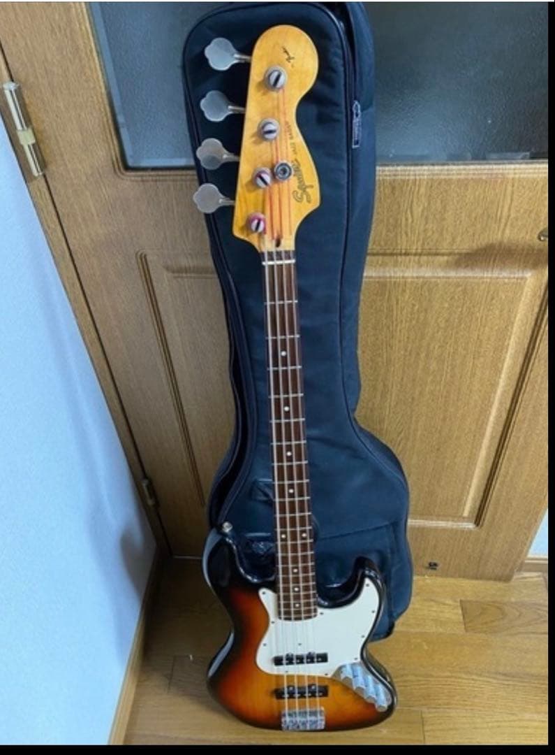 年始！直接引き取り限定価格。Squier Jazz Bass