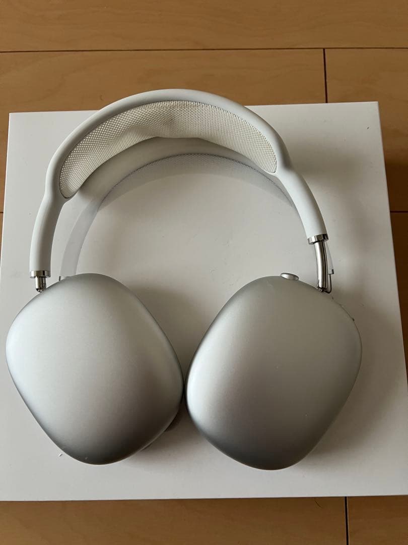 AirPodsMAX シルバー
