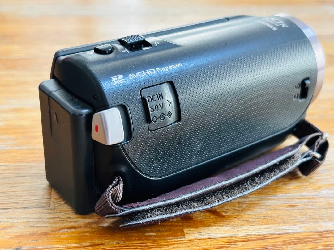 美品 Panasonic HC-V360MS ビデオカメラ 本体 SDカード付き