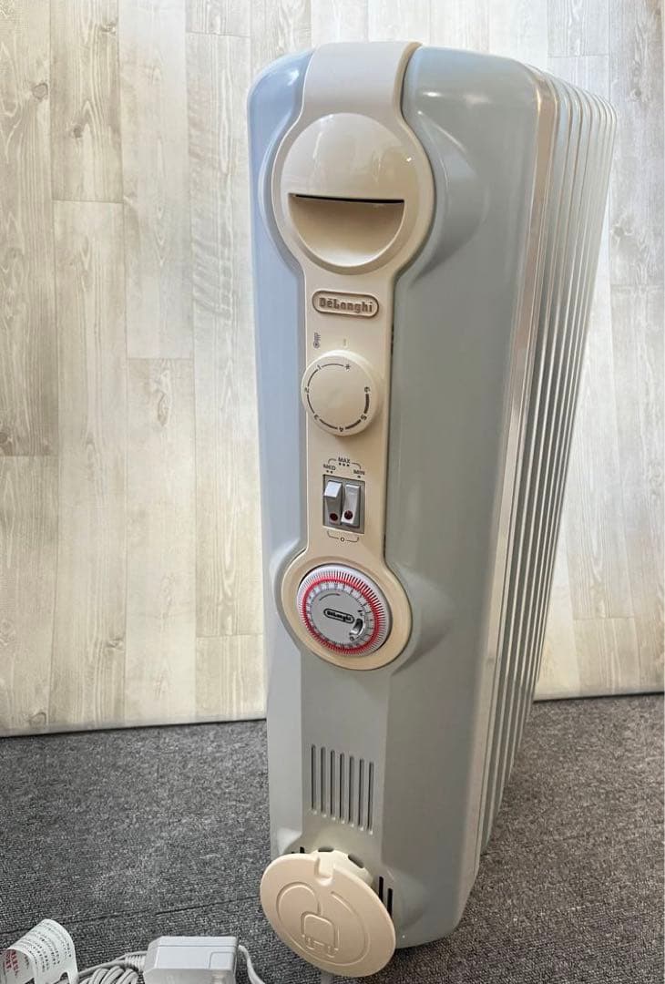 デロンギ オイルヒーター JR0812-CR+TH300R未使用品