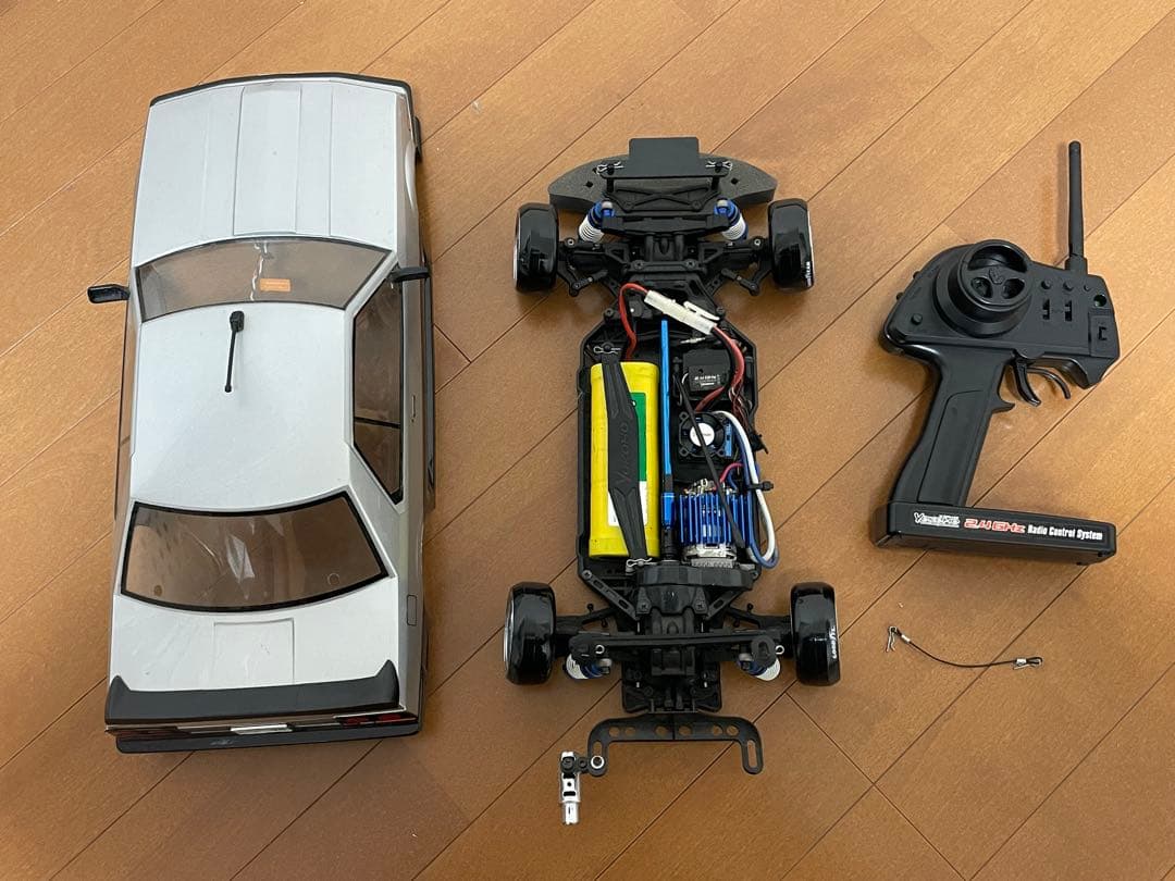 ヨコモ ドリフトパッケージ R30スカイラインRSターボ DR30 鉄仮面