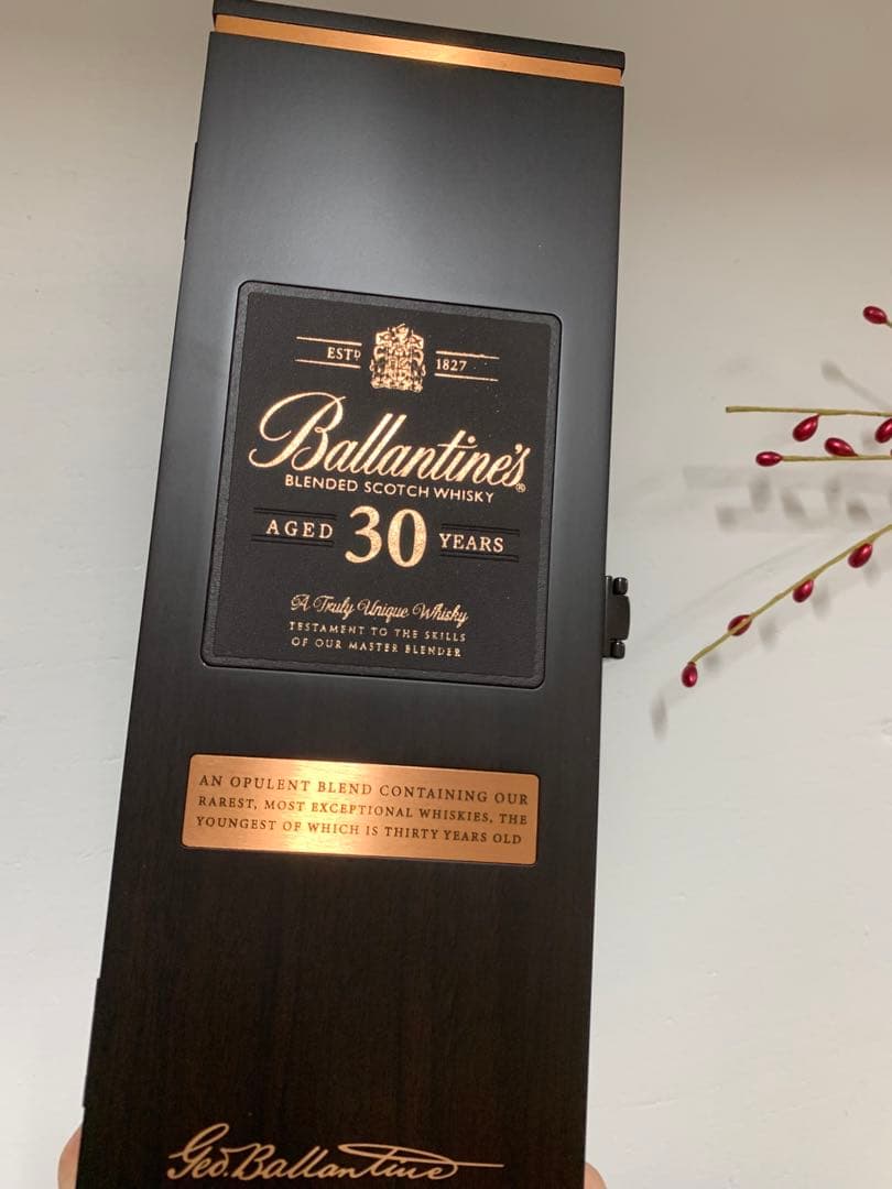 セール中⭐️1本　Ballantine's 30年 ブレンデッドスコッチウイスキー