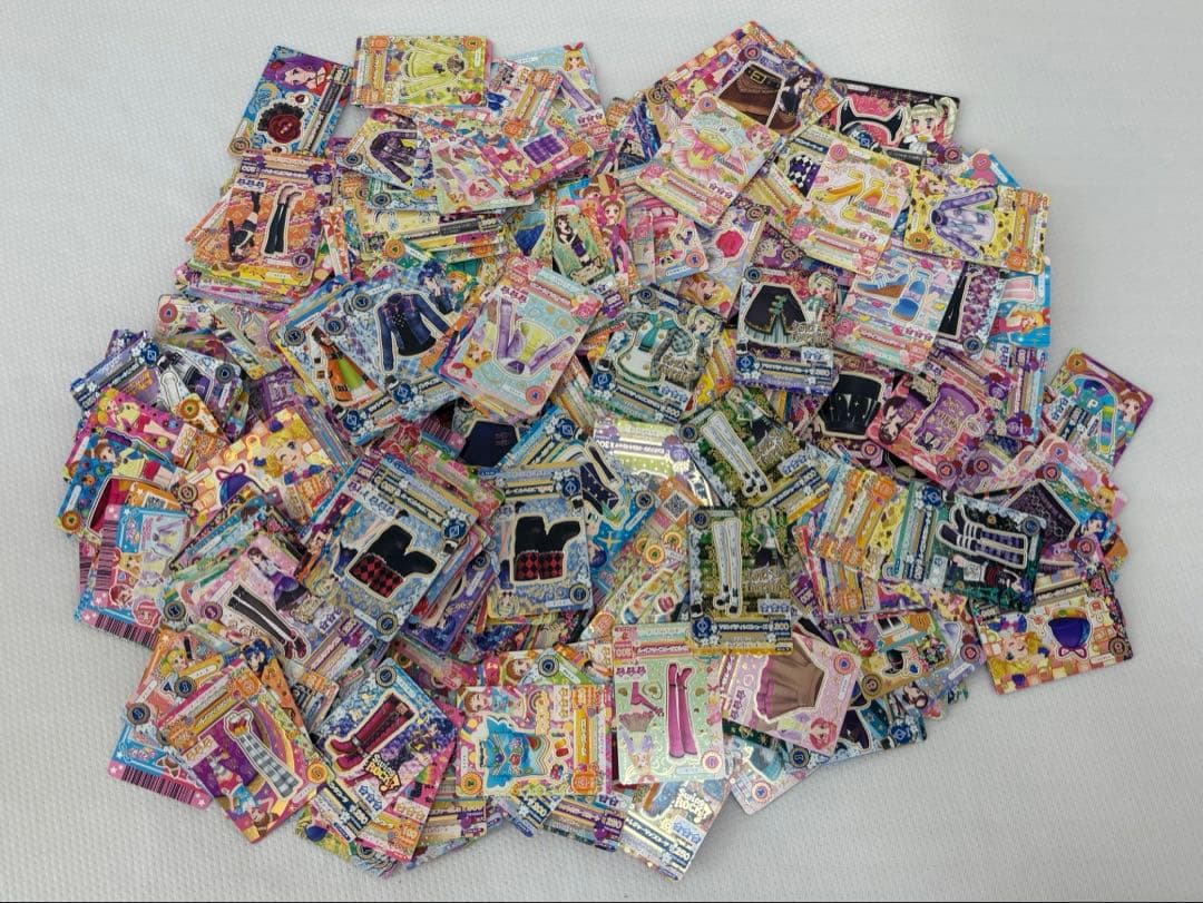 アイカツ　2000枚 バインダー カードケース グッズ まとめ売り