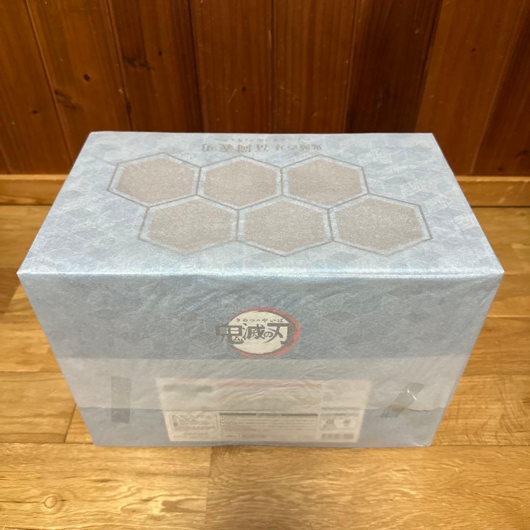 鬼滅の刃　冨岡義勇　1/8スケールフィギュア