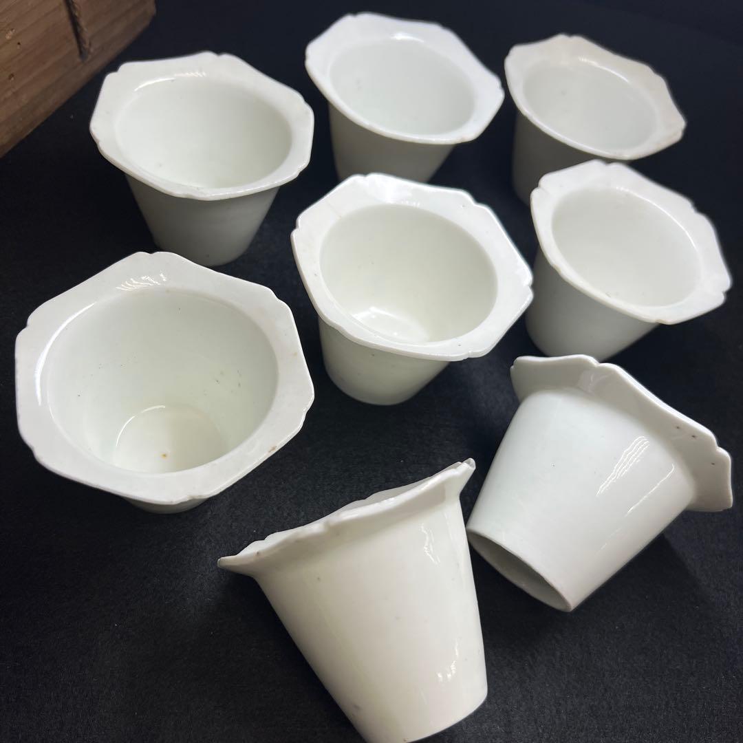 江戸初期~中期　柿右衛門白磁輪花猪口8客　状態良　木箱付　東Y8-0114☆2F