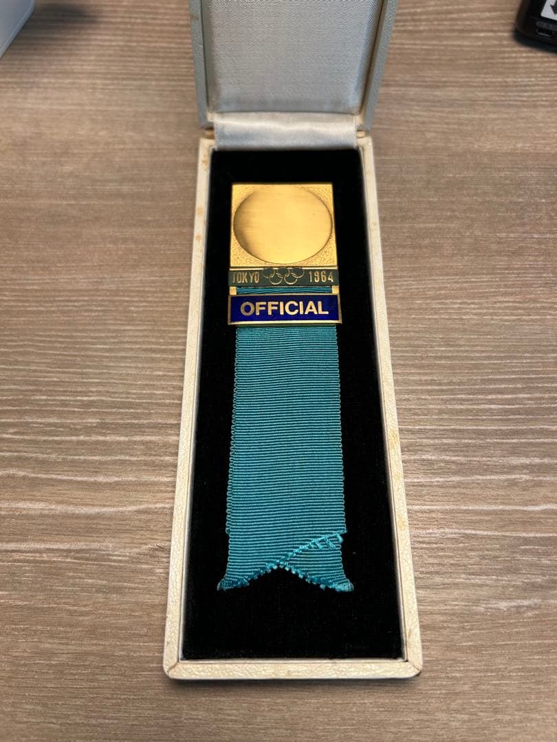 東京オリンピック1964年オフィシャルバッジ　EXPO70