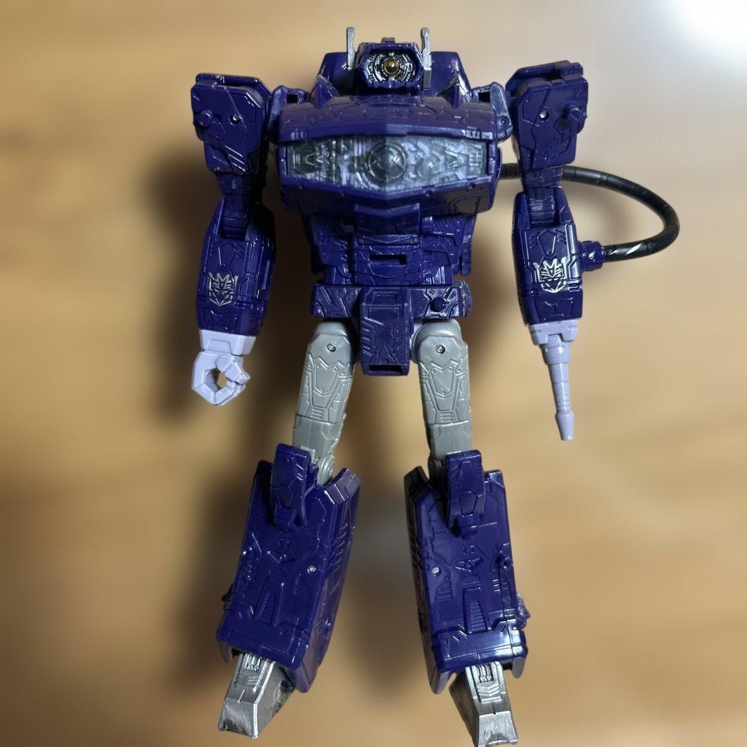 トランスフォーマー　シージ　ショックウェーブ