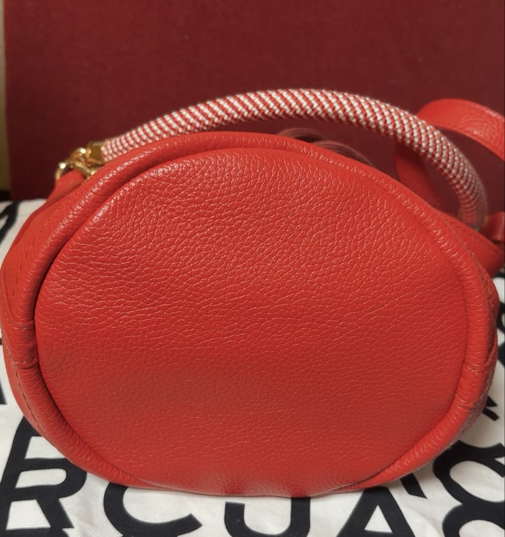 マークジェイコブス　ザ・バケットバッグ　ショルダー　赤