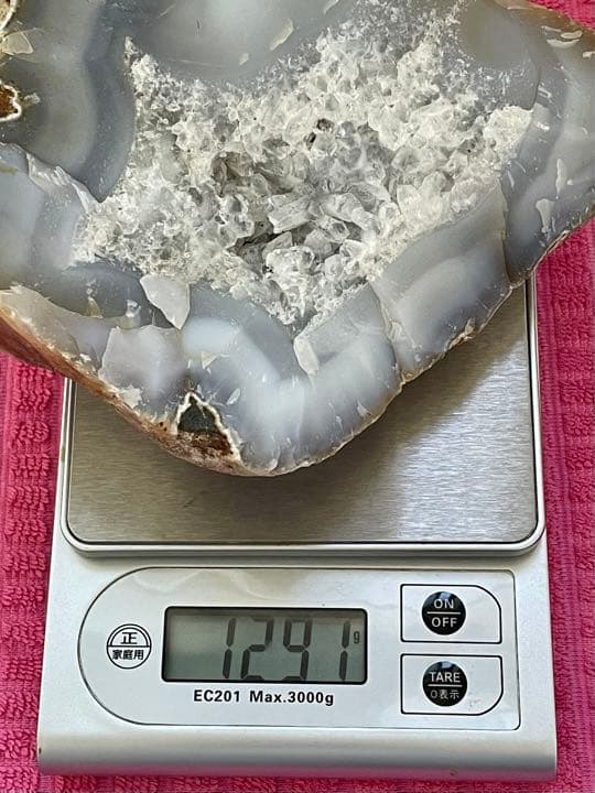 国産天然石　新潟県産　原石　水晶の晶洞