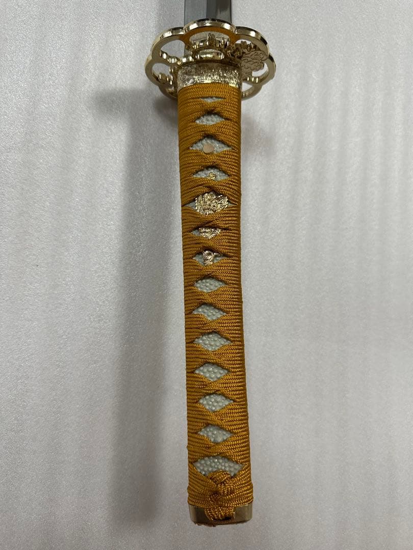 新品 模造刀　打刀 金鞘　コスプレ 鞘付き長さ約105cm 26A3
