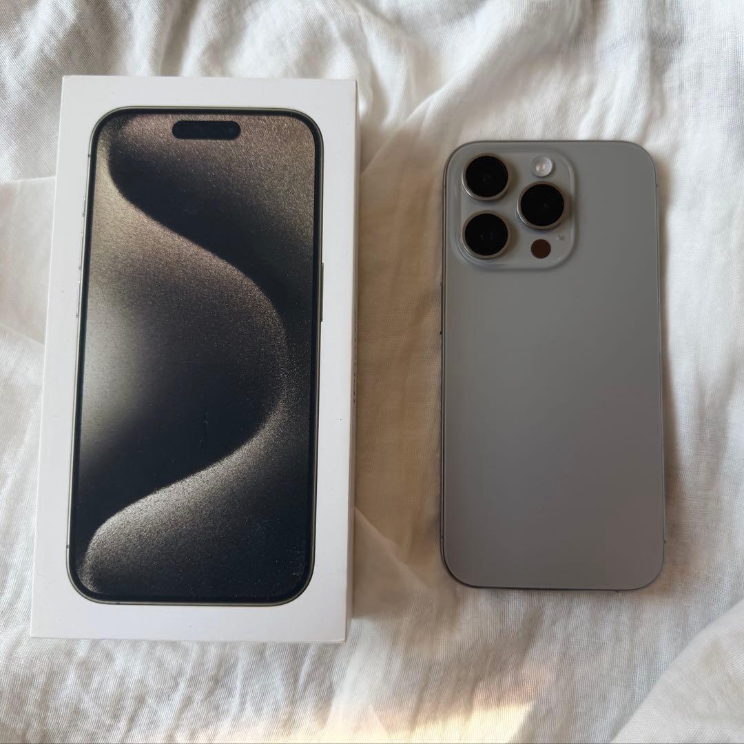 (もやし）iPhone15pro 256GB ナチュラルチタニウム