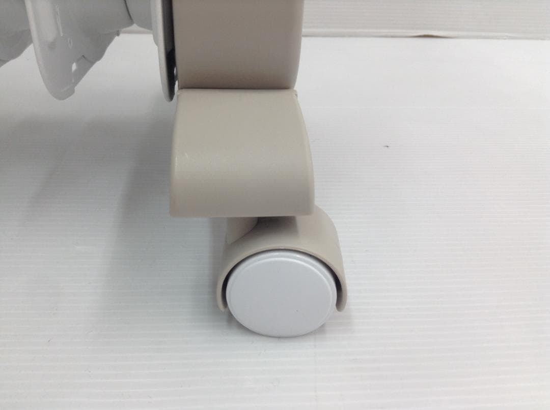 デロンギ RHJ21F0812-WH オイルヒーター 美品 使用極小　動作確認済