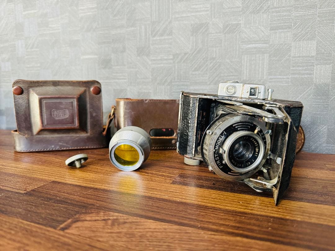 B.B.Semi First セミファスト ケース付き 蛇腹カメラ ジャンク