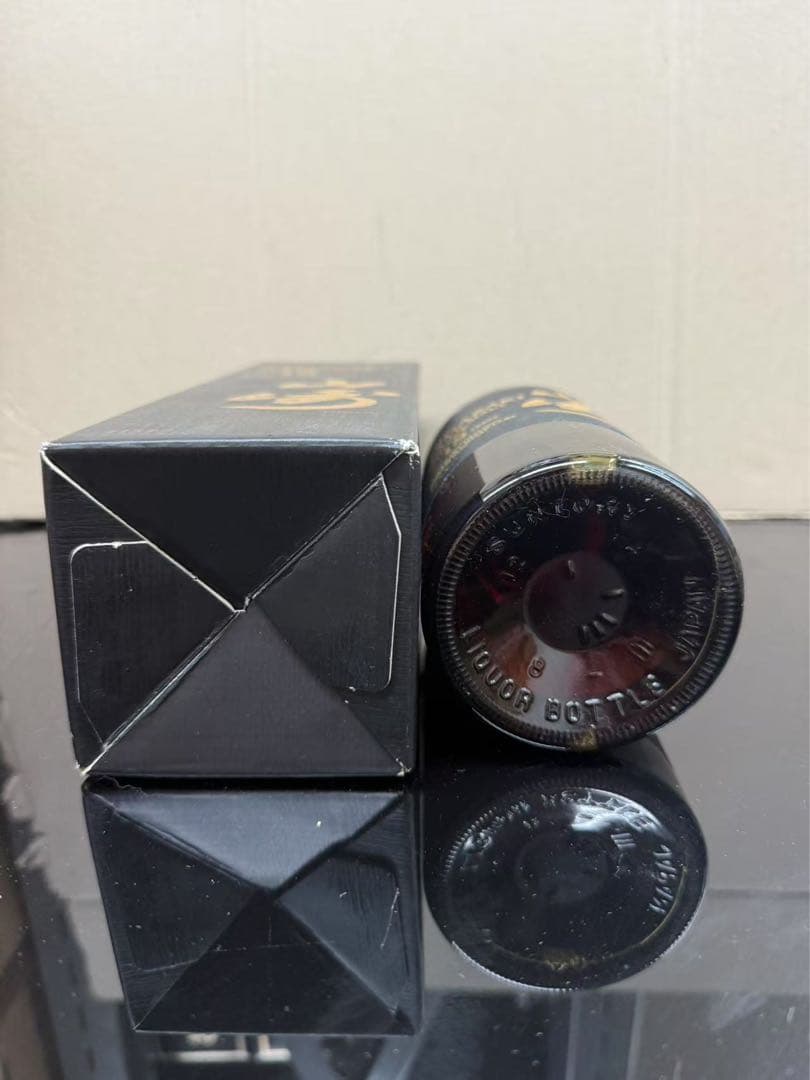 山崎18年　箱付き　サントリーウイスキー