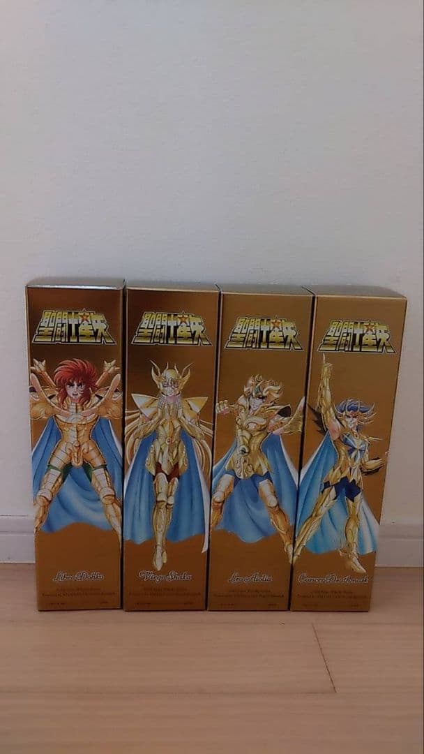 聖闘士星矢 ウイスキー 4本セット