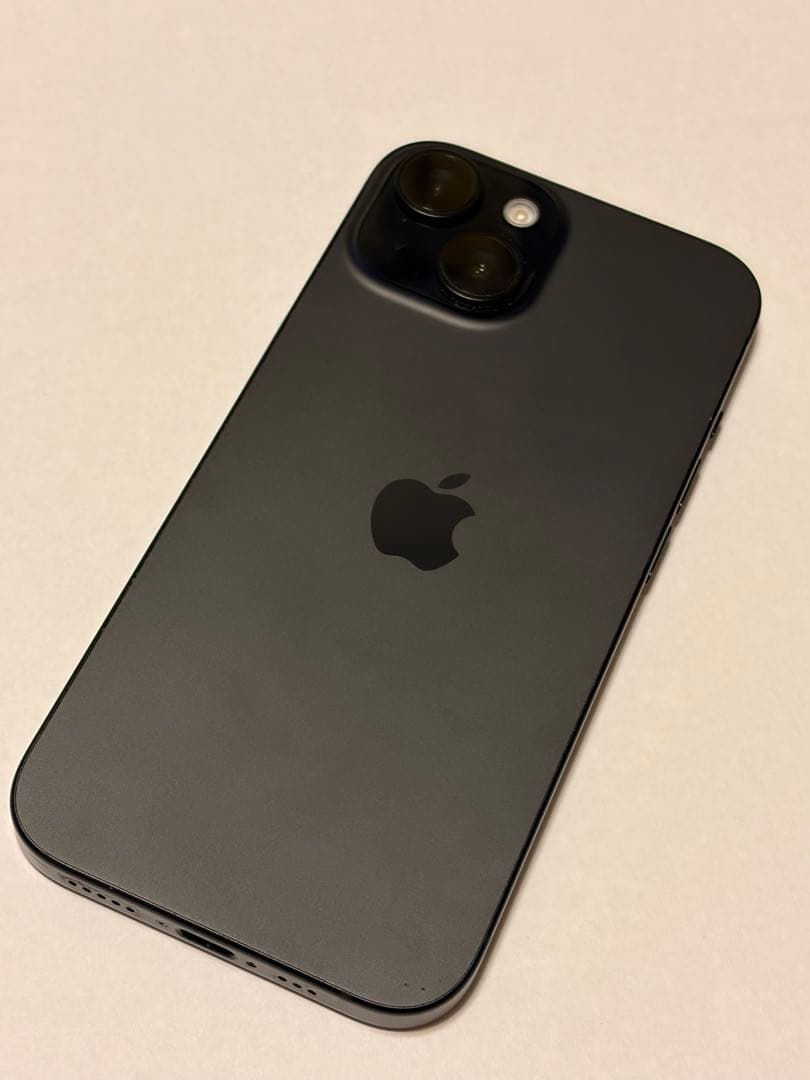 iPhone15 256GB ブラック｜通常利用OK｜液晶不具合ありジャンク扱い
