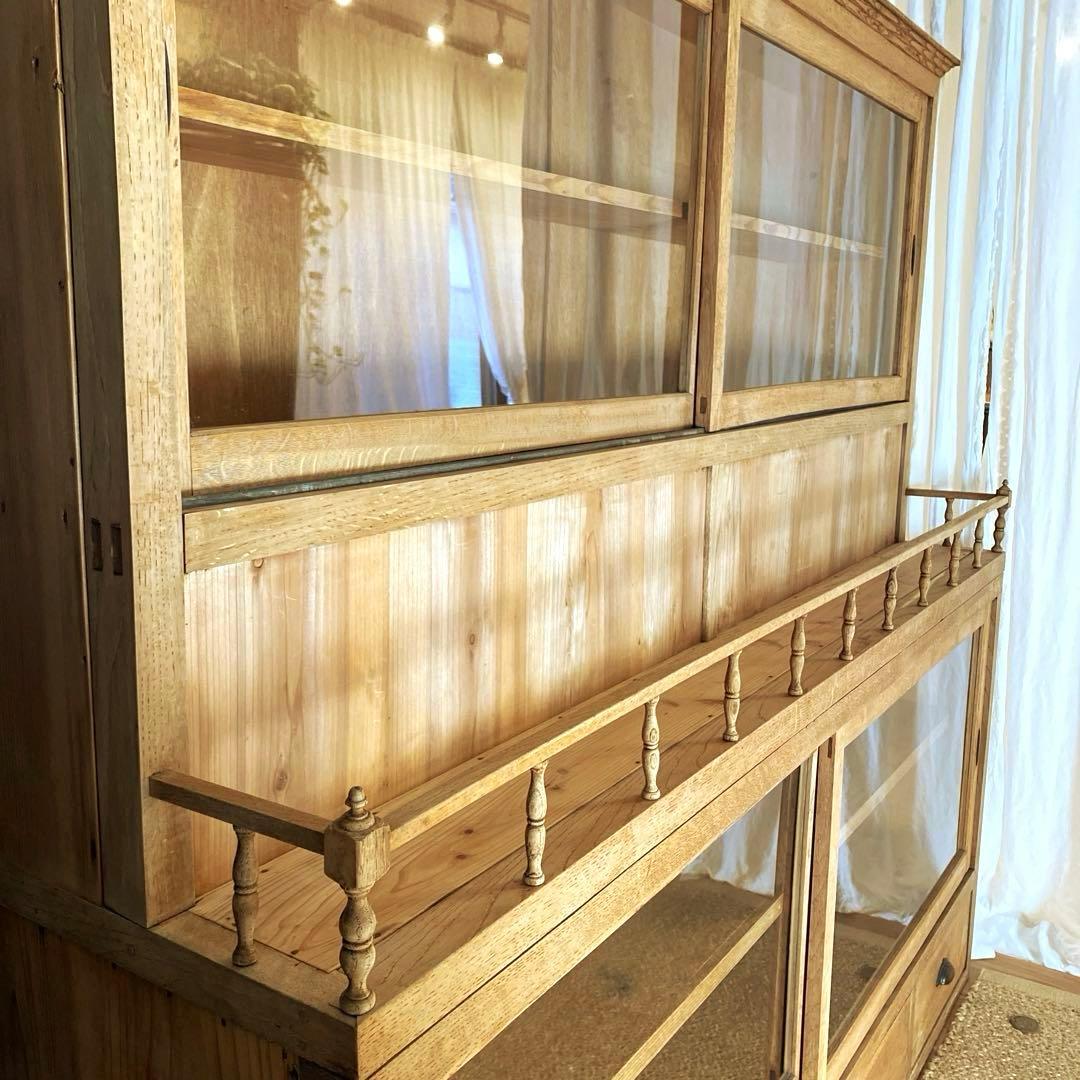 水屋箪笥　稀少　食器棚　ガラス扉　収納棚　什器　古家具　水屋家具