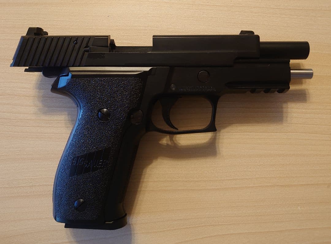 タナカワークス　sig sauer railed frame p226