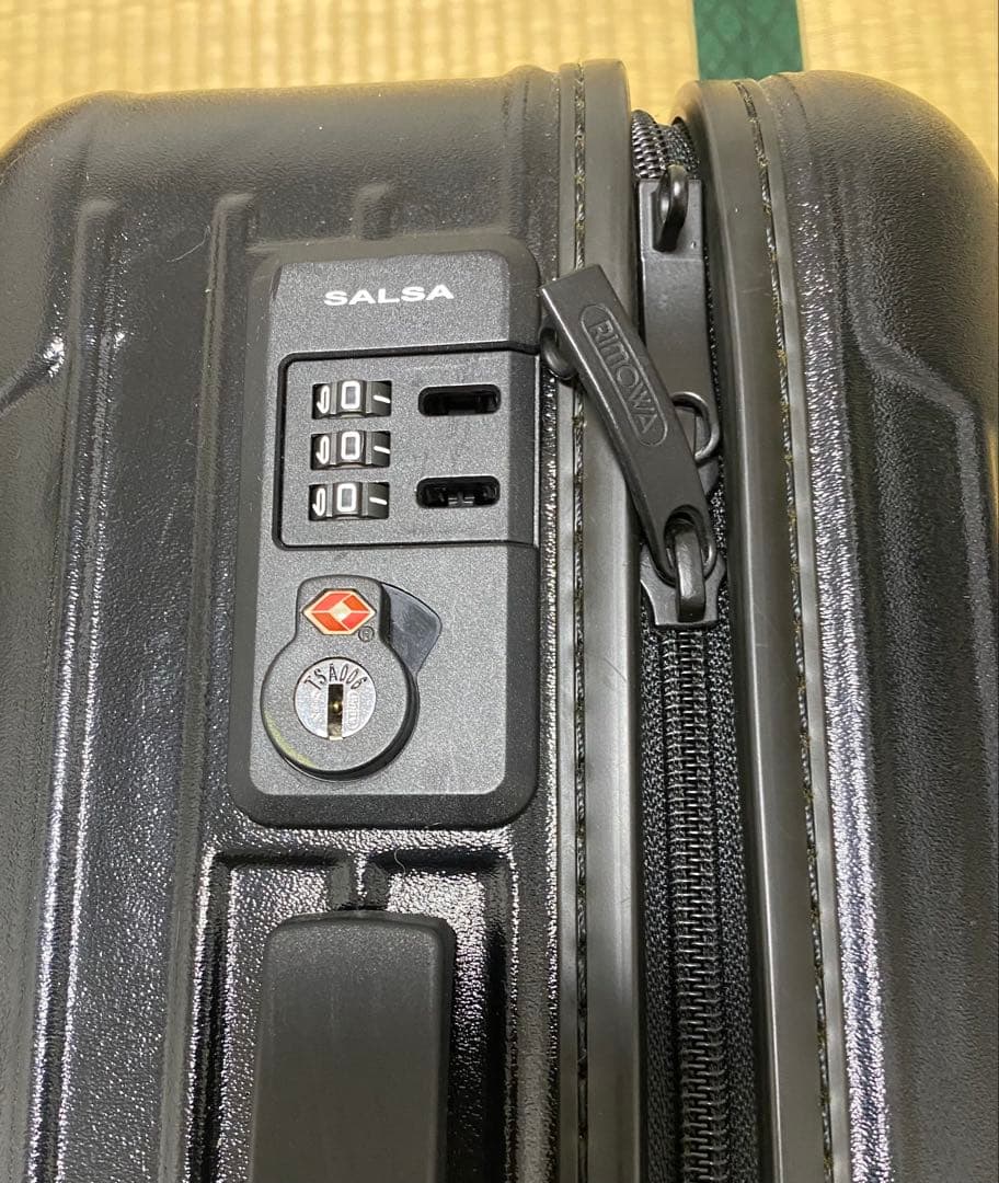 chamaさま専用　リモワ　サルサ　キャリーケース２輪