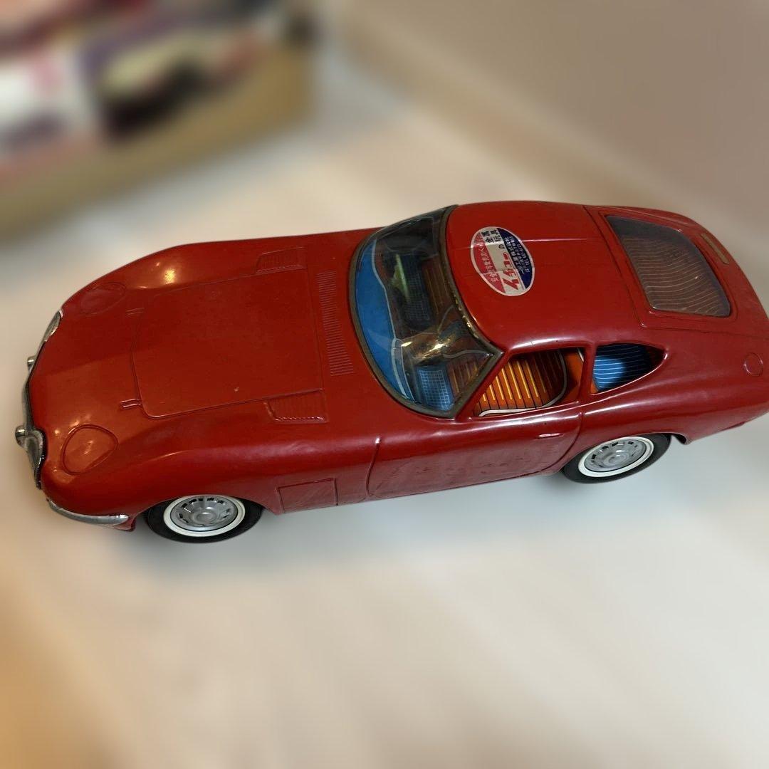 イチコーのスポーツカー ブリキ　トヨタ2000GT 箱付き　激レア　本体美品
