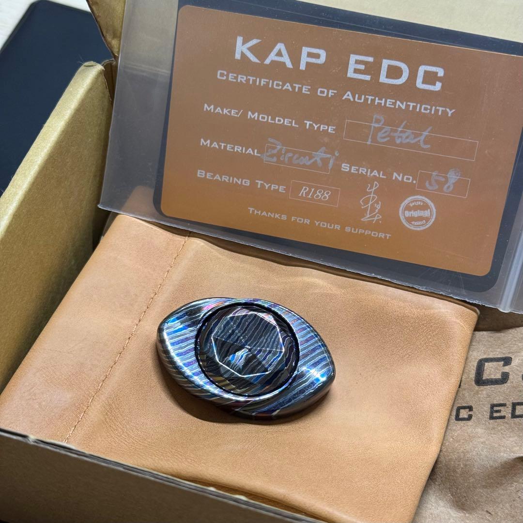 「正規品」KAP EDC ハンドスピナー　ZircuTi petal 値下げ不可