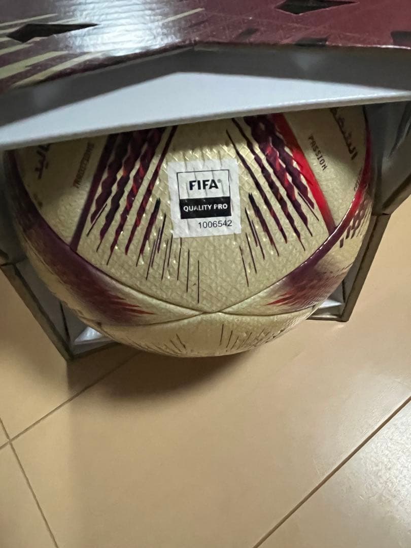 adidas 2022カタールワールドカップ決勝公式試合球 アルヒルム　値下げ⭕️