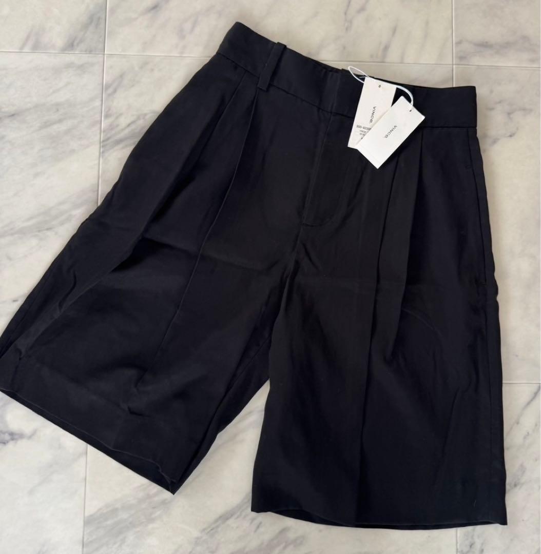 【新品未使用】定価6.4万円Vince ブラック ハイウェストショートパンツ
