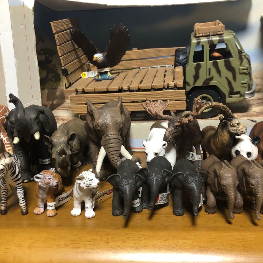 シュライヒ(Schleich) フィギュア　33体+トラック1台セット その他3
