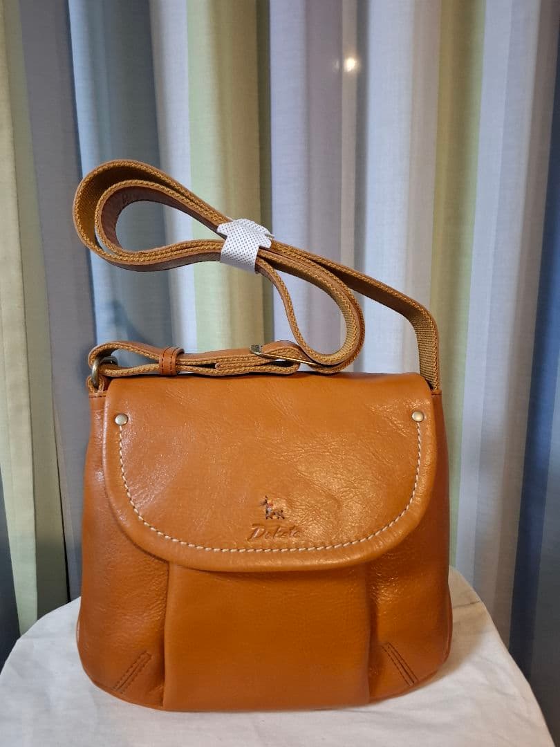 riiharu★未使用★Dakota　ダコタ　牛革　ショルダーバッグ　新作