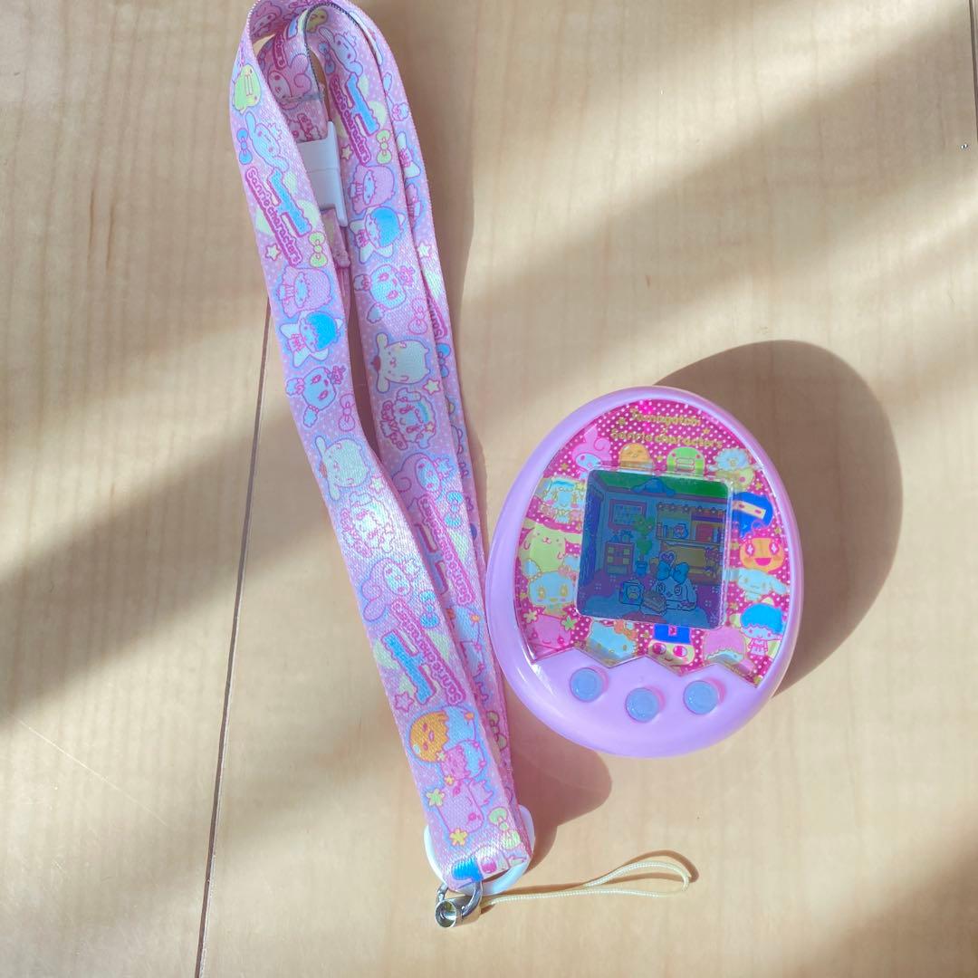 たまごっちみくす サンリオキャラクターズ トイザらス限定