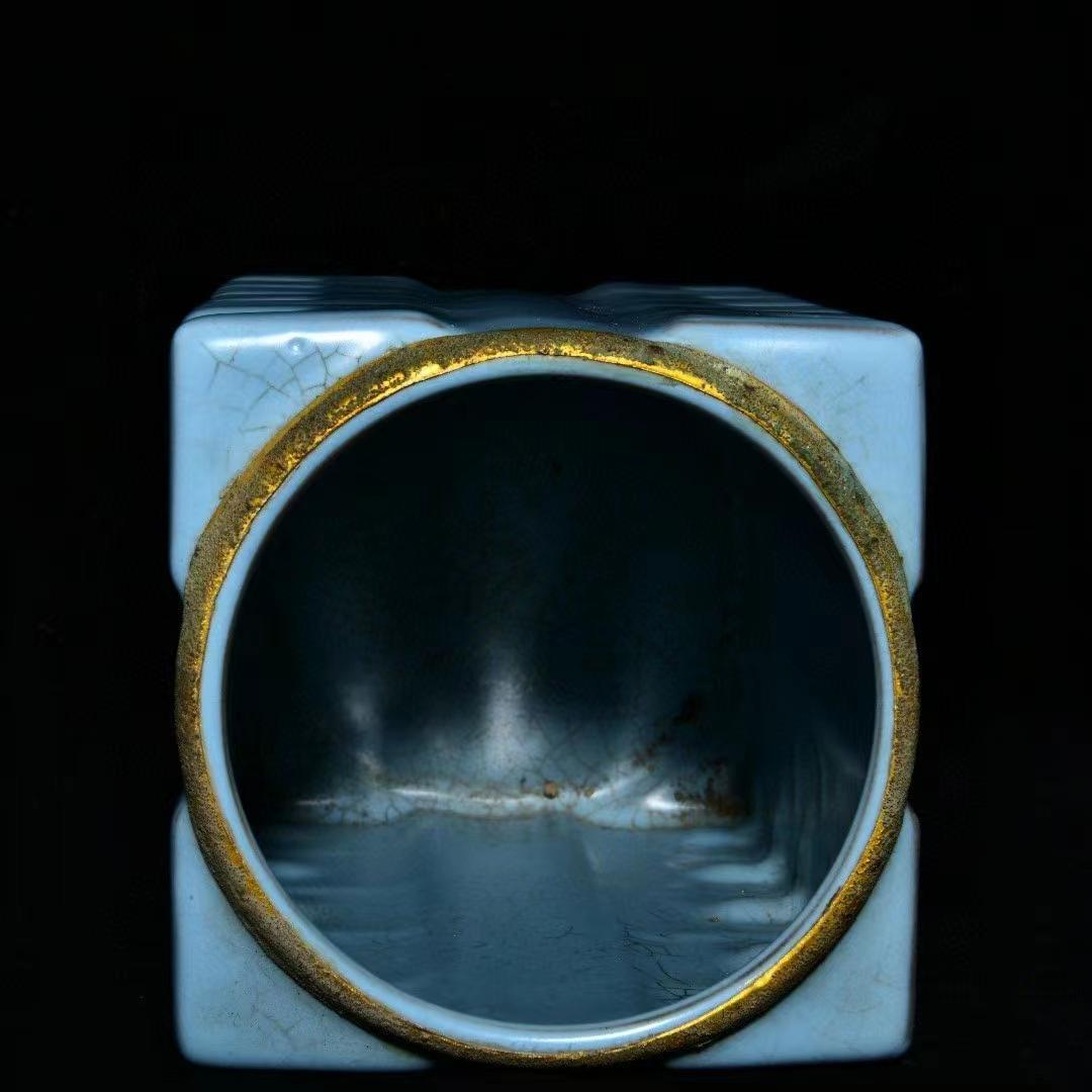 中国古美術・旧蔵の琮式瓶、御題が嵌め込まれた陶磁器・11x19cm・置物・文房具