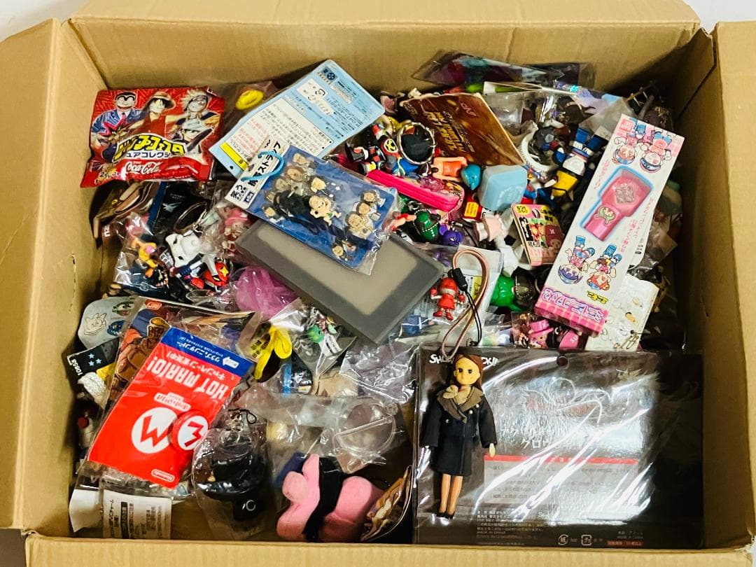 キャラクター　キーホルダ　まとめ売り