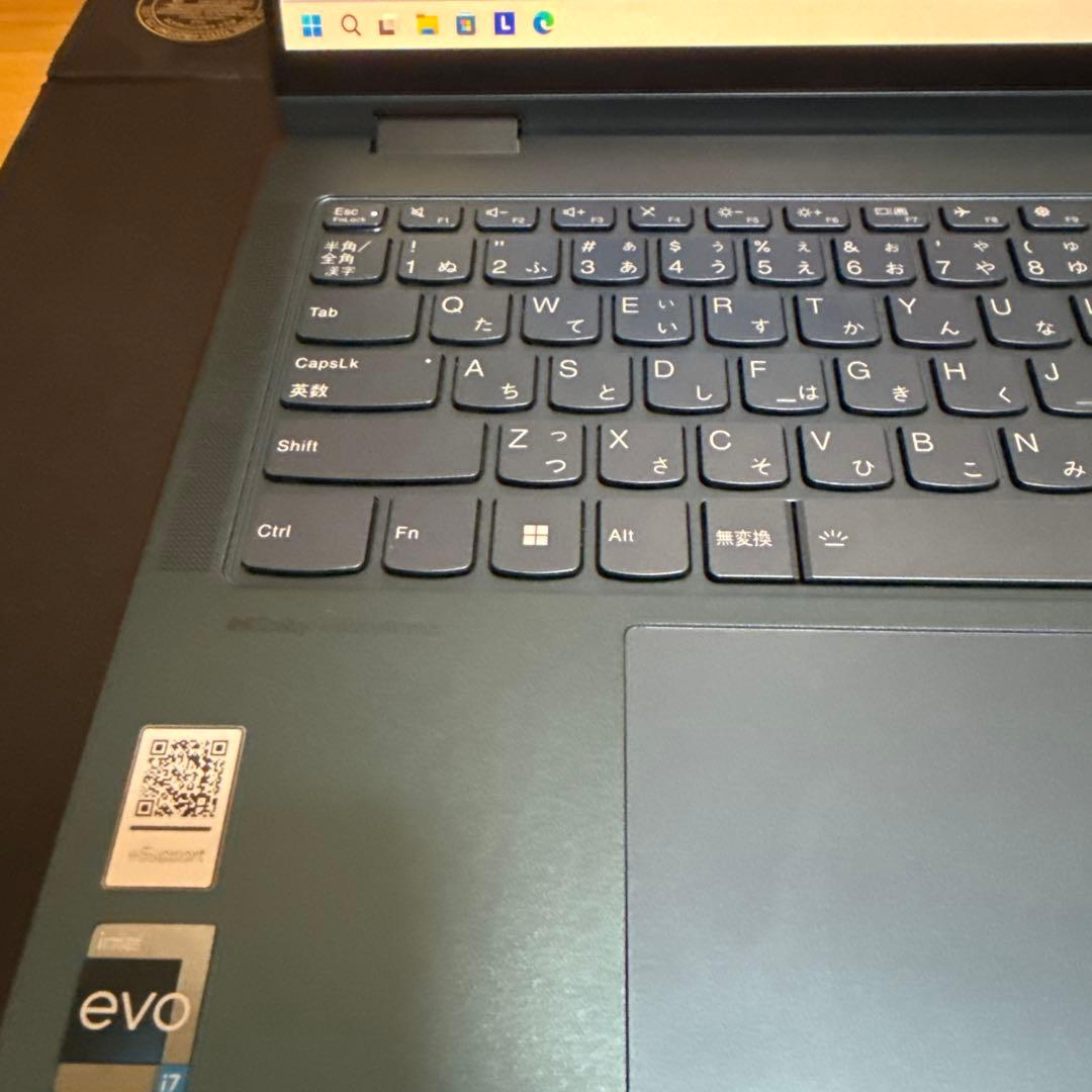 美品 Lenovo Yoga7 Gen8 i7/16G/512G デジタルペン