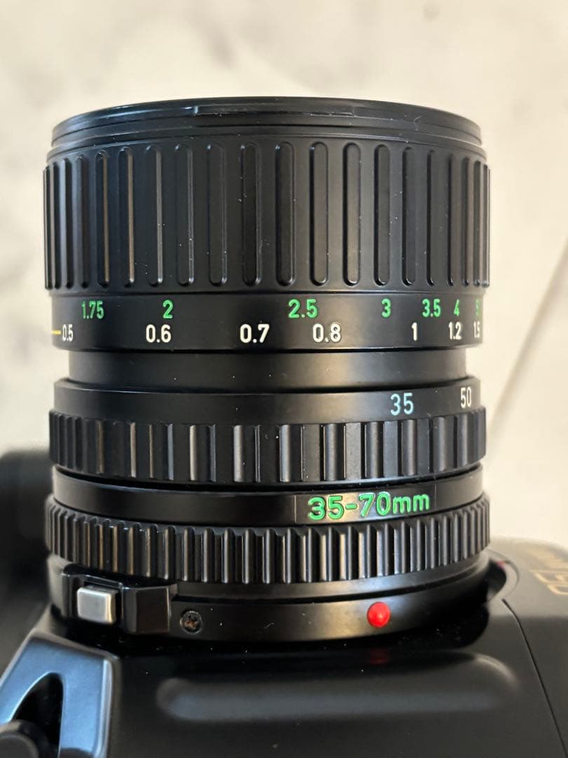 Canon キヤノン T90 フィルムカメラ　ボディ レンズ付き 35-70mm