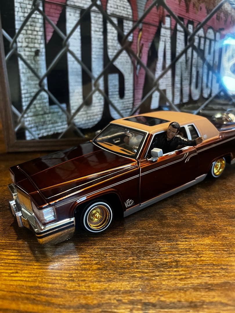 ア*プ様 1/24キャデラック カスタム品