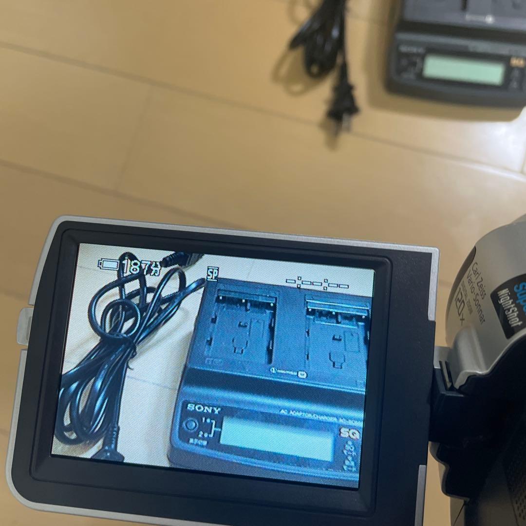 動作確認済み　超美品　SONY DCR-TRV17K バッテリー＆充電器付き