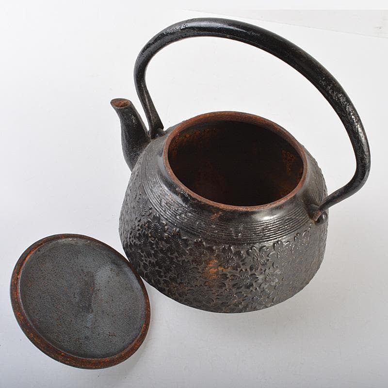 南部鉄器　桜文　鉄瓶　鉄釜　C　6418