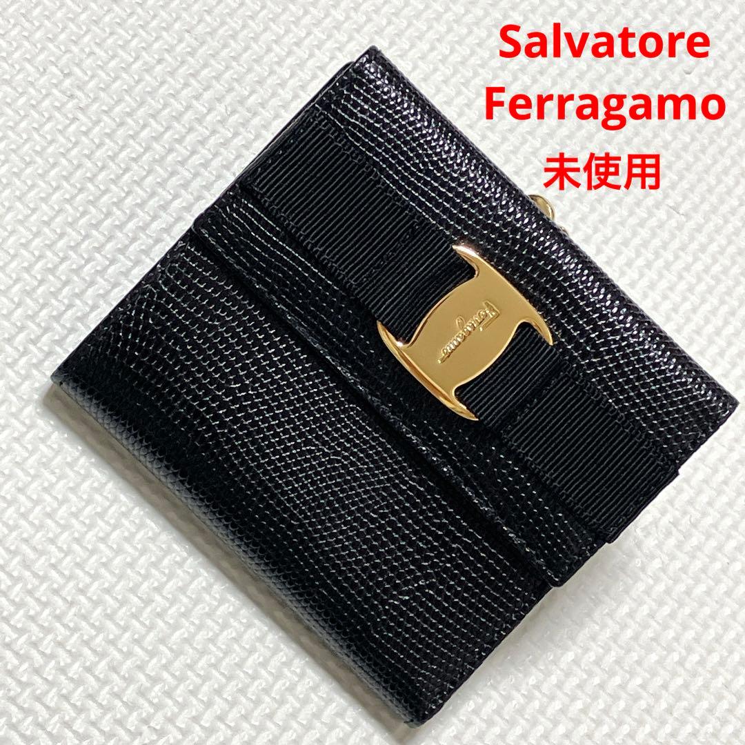 未使用　Salvatore Ferragamo レザーがま口三つ折り財布　黒