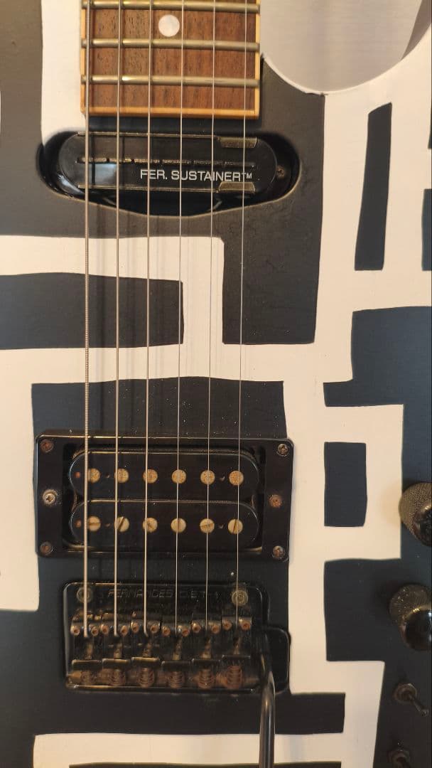 FERNANDES　TEJ-95S布袋寅泰　3モードサスティナー