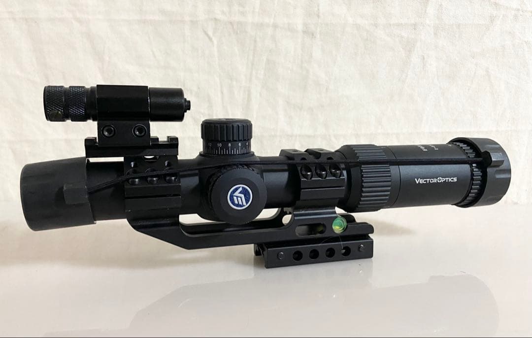 Vector Optics Forester 1-5×24 Gen2 スコープ