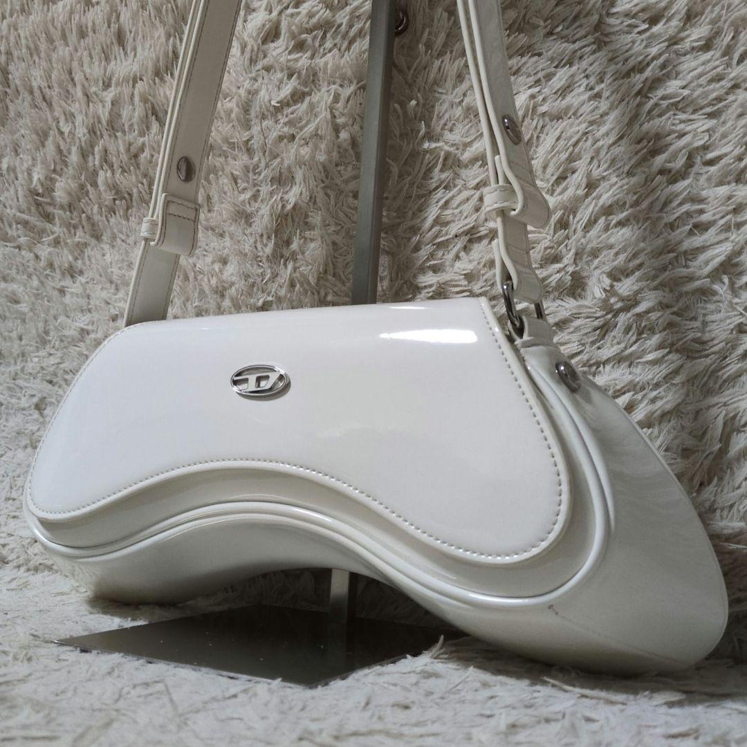 美品 近年モデル DIESEL PLAY CROSSBODY ショルダーバッグ