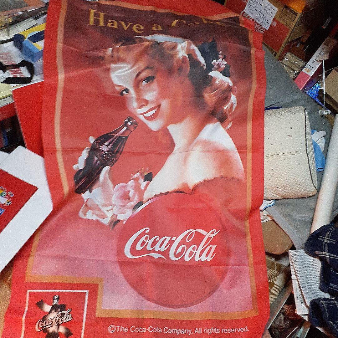 コカ・コーラ販促垂れ幕