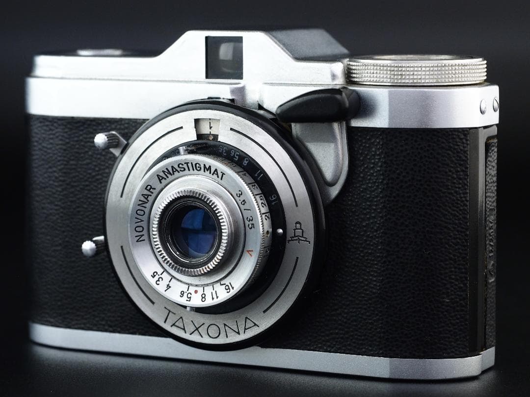 フィルムカメラ ZEISS IKON TAXONA NOVONAR 35mm f3.5 V