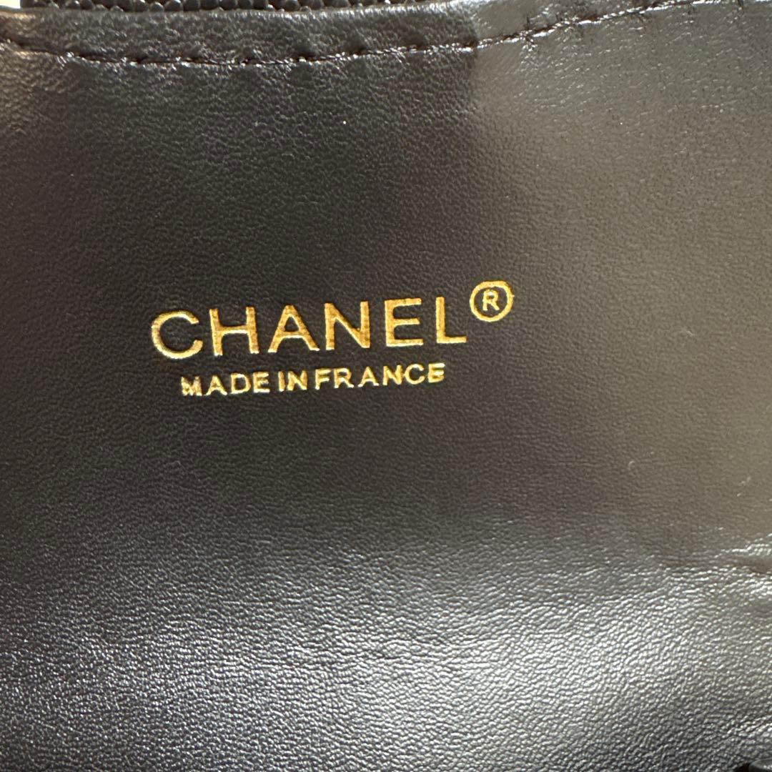 CHANEL ブラックレザー 財布　ケース　カードケース　ノベルティ