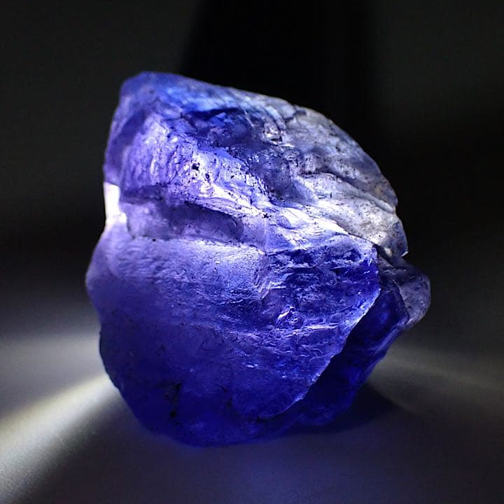 【タンザニア産】タンザナイト原石①