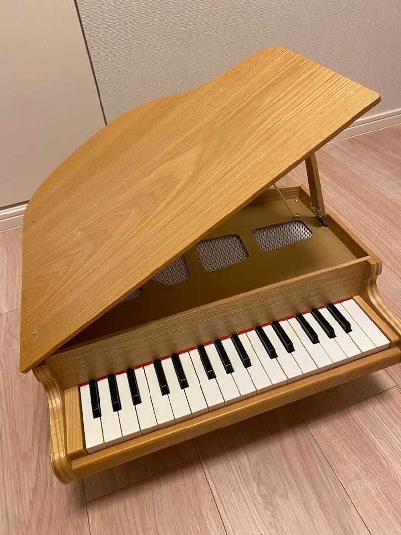 KAWAI グランドピアノ　おもちゃピアノ