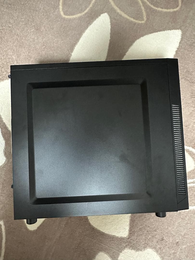 ケース コルセア CARBIDEシリーズ　100R　SilentEdition